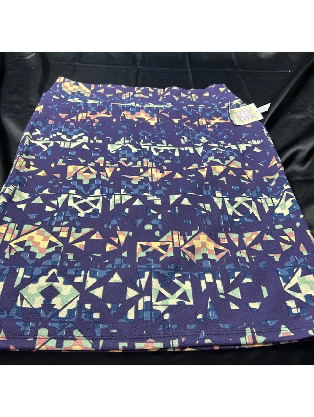 LuLaRoe Women’s Purple Multicolor Knee Length Skirt Size 3XL‎ NWT